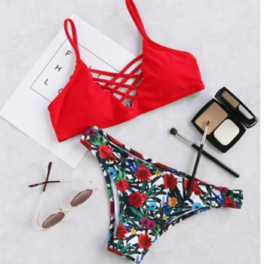1 left per size! Strappy bikini